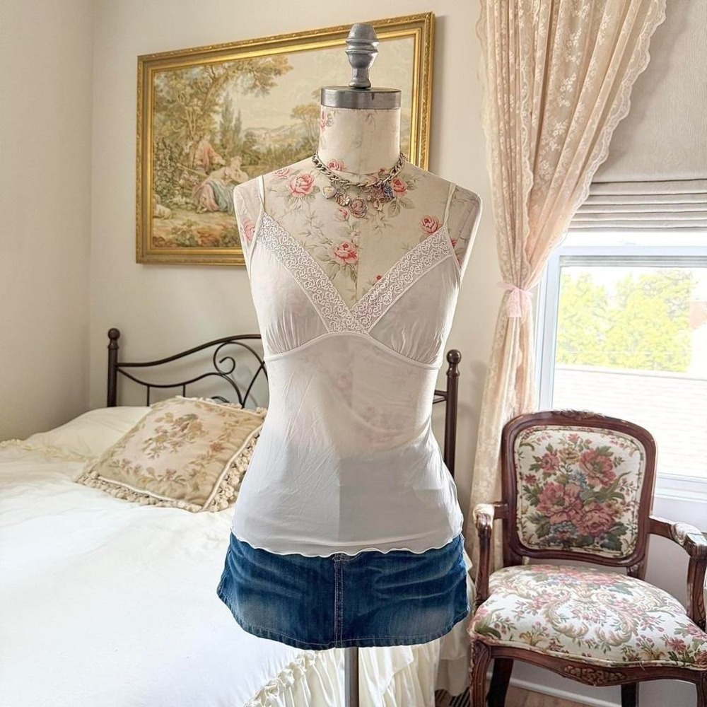 Lace Trim Cami  Y2K Jockey small white lace trim camisole‎ going out top